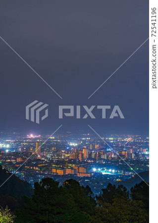 Night view of the Kofu basin seen from Wada Pass [Yamanashi Prefecture] 72541196