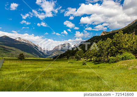 sundance Mountain and Mount Chapin Colorado 72541600