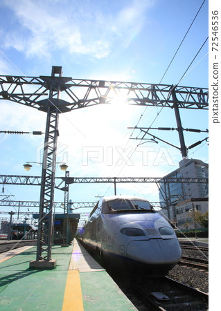 Korean bullet train KTX 72546536