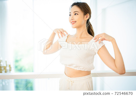 Female diet 72546670