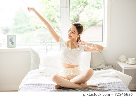 Female diet 72546686