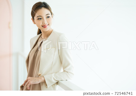 商業女性 商業女性 72546741