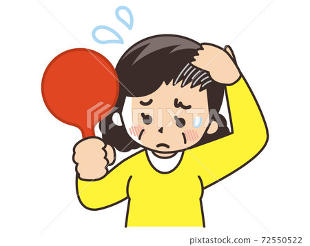 Middle-aged women who are worried about gray hair Middle-aged women who are worried about gray hair 72550522