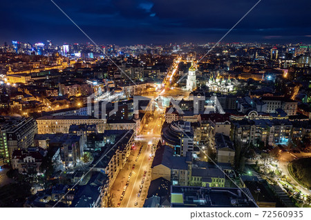 Kyiv at night Kyiv at night 72560935