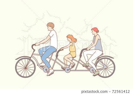 Family, travelling, cycling, sport, activity concept Family, travelling, cycling, sport, activity concept 72561412