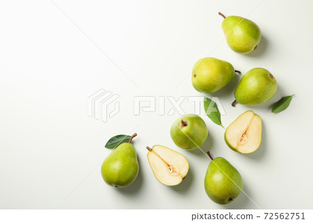 Fresh green pears on white background, top view 72562751