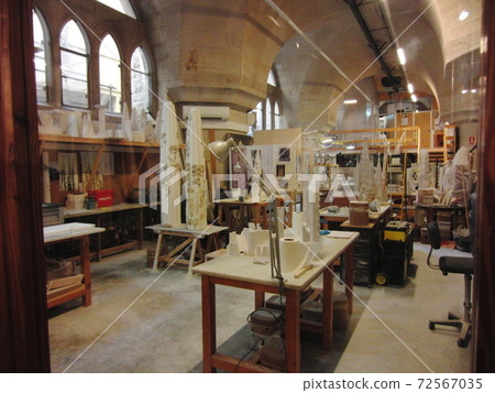 Travel in Spain (Sagrada Familia) 72567035