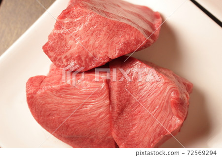 來自美國的烤肉厚牛肉舌片 來自美國的烤肉厚牛肉舌片 72569294