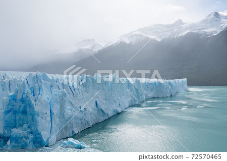 Perito Moreno glacier view, Patagonia landscape, Argentina Perito Moreno glacier view, Patagonia landscape, Argentina 72570465