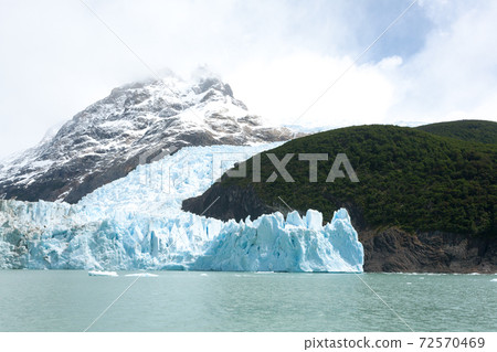 Spegazzini Glacier view from Argentino lake, Patagonia landscape, Argentina Spegazzini Glacier view from Argentino lake, Patagonia landscape, Argentina 72570469