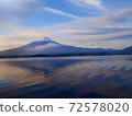 溫柔的富士早上 72578020