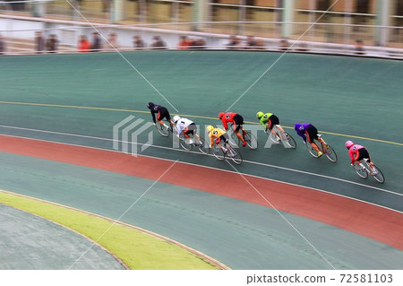 Bicycle ring 72581103