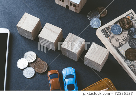 4個字符的空間和金錢 72586187