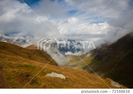 Dramatic landscape in high mountains in Obergurgl, Austria. 72588638