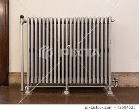 蒸汽暖氣片 蒸汽暖氣片 72594525