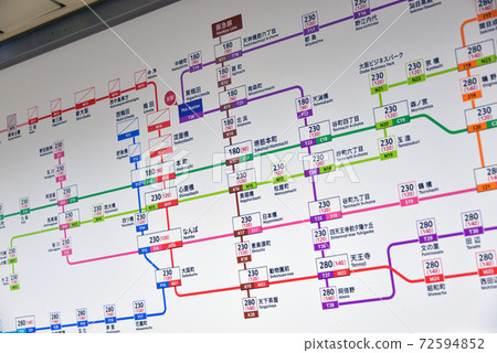 大阪地鐵谷町線東梅田站的票價表 大阪地鐵谷町線東梅田站的票價表 72594852
