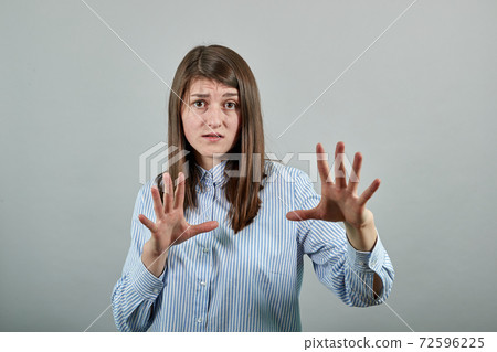 Claw hands, hand gesture and sign, scary desperate, showing claws, nails, silly Claw hands, hand gesture and sign, scary desperate, showing claws, nails, silly 72596225