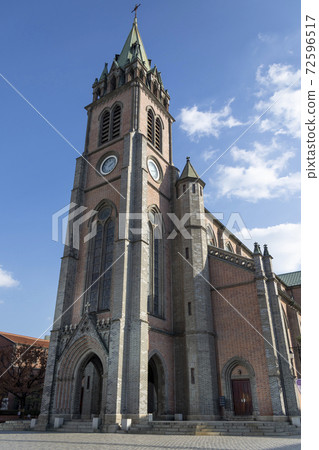 Myeongdong Cathedral in the blue sky 72596517