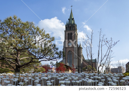 Myeongdong Cathedral in the blue sky 72596523