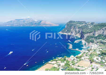 Capri island, Italy Capri island, Italy 72602844