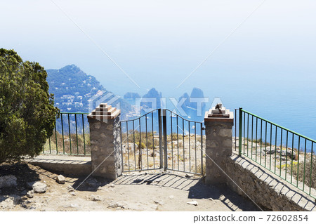 Capri island, Italy Capri island, Italy 72602854