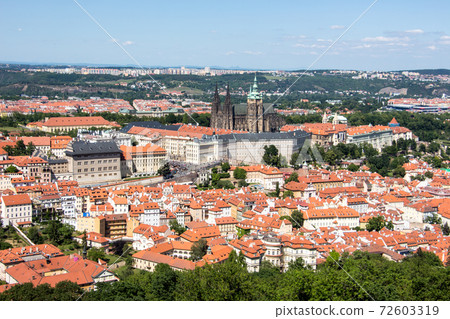 Prague panorama charles bridge river from mountain skyview Prague panorama charles bridge river from mountain skyview 72603319