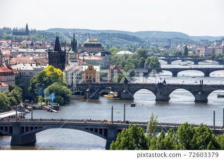 Prague panorama charles bridge river from mountain skyview Prague panorama charles bridge river from mountain skyview 72603379