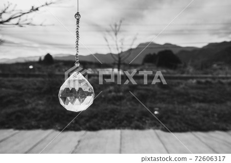 太陽捕手掛在樹上[安mino野千尋公園] 72606317