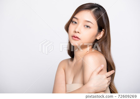 Beauty model young woman in front of white background 72609269
