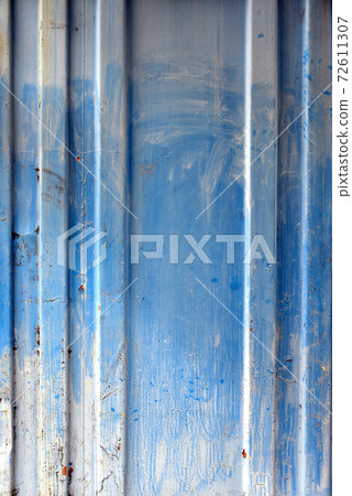 Old metal paint 72611307