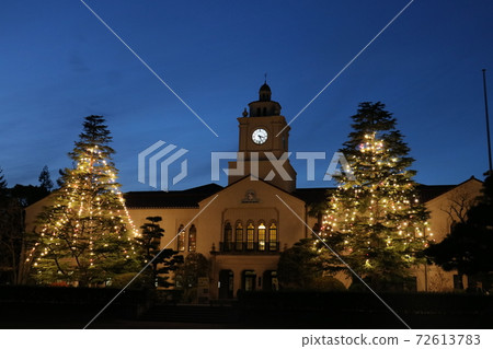 Kwansei Gakuin University Uegahara Campus Christmas Clock Tower 72613783