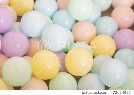 Color ball 72614935