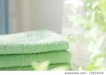 Folded and stacked towels 72615638