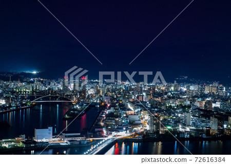 Night view of Kochi city from Mt. Godai 72616384
