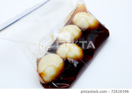 Boiled eggs pickled in a freezer bag Boiled eggs pickled in a freezer bag 72616396