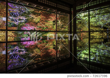 京都八瀨Rurikoin辦公桌楓秋天點亮 72617396