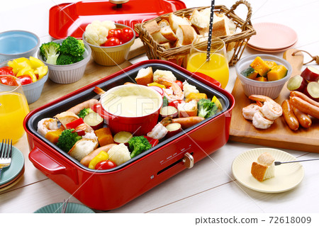 cheese fondue cheese fondue 72618009