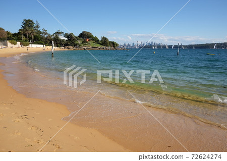The highlight of Sydney Harbor, the most beautiful natural port in the world Watsons Bay 72624274