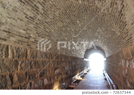 磚隧道 磚隧道 72637344