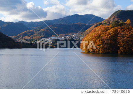 The foot of Mt. Ontake that deepens in autumn 72640636