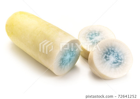 Radish with a blue core Radish with a blue core 72641252