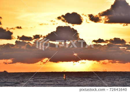 Gozenzaki Long Beach 2011的夜景28pm 4:30 72641640