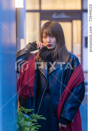 酷女酷 72644028