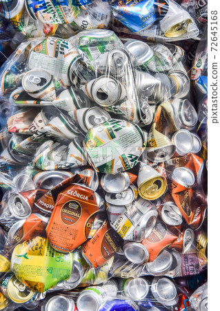 Many aluminum cans packed in bags Stock Photo 72645168 PIXTA