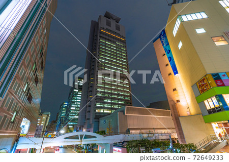Looking at Tokyo cityscape landscape Korakuen station and Bunkyo Ward Office in Japan Looking at Tokyo cityscape landscape Korakuen station and Bunkyo Ward Office in Japan 72649233