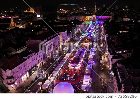 Christmas market in Brussels 72659280