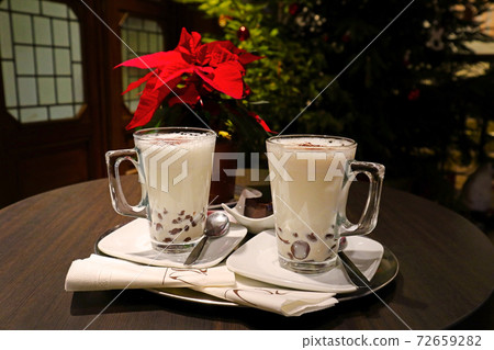 Chocolate time Chocolate time 72659282