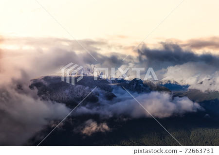 Beautiful aerial landscape view of Mountain Peaks near Vancouver 72663731