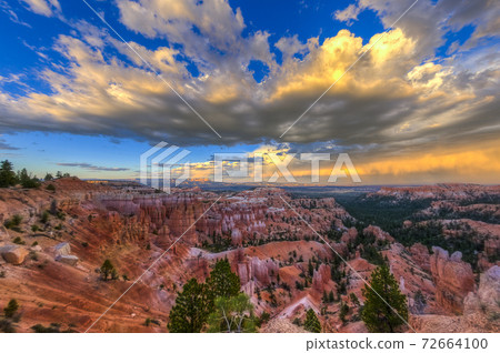 Bryce Canyon National Park Hoodoos from above Bryce Canyon National Park Hoodoos from above 72664100