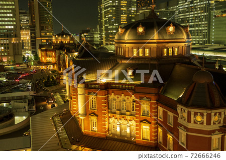 東京車站飯店的夜景 東京車站飯店的夜景 72666246